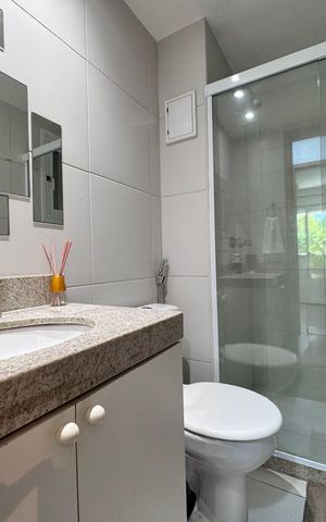 Apartamento à venda com 100m², 2 quartos e 2 vagas Apartamento à venda com 100m², 2 quartos e 2 vagasBanheiro Social