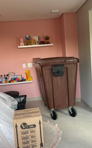 Apartamento para alugar com 32m², 2 quartos e sem vaga Apartamento para alugar com 32m², 2 quartos e sem vagaÁrea comum - Brinquedoteca