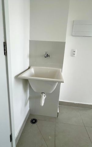 Apartamento para alugar com 32m², 2 quartos e sem vaga Apartamento para alugar com 32m², 2 quartos e sem vagaCozinha e Área de Serviço