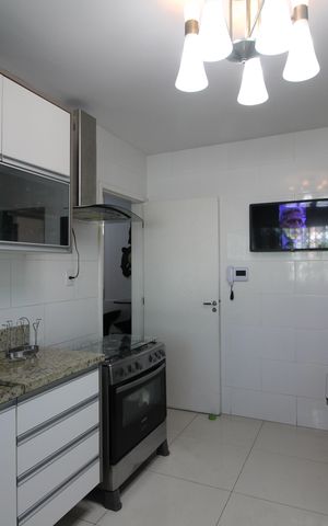 Casa à venda com 162m², 4 quartos e 2 vagasCozinha