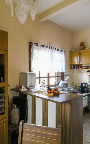 Casa à venda com 224m², 3 quartos e 1 vaga Casa à venda com 224m², 3 quartos e 1 vagaCozinha