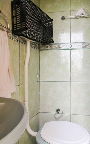 Casa à venda com 224m², 3 quartos e 1 vaga Casa à venda com 224m², 3 quartos e 1 vagaBanheiro de Serviço