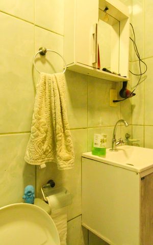Casa à venda com 224m², 3 quartos e 1 vaga Casa à venda com 224m², 3 quartos e 1 vagaBanheiro 1