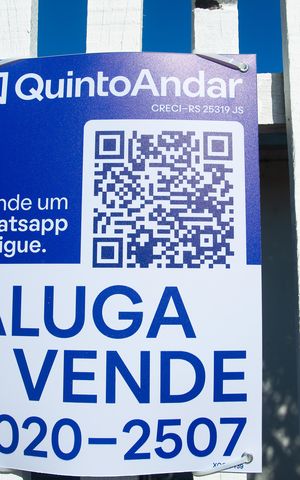 Casa à venda com 80m², 2 quartos e 1 vaga Casa à venda com 80m², 2 quartos e 1 vagaPlaca