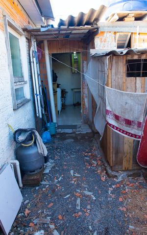 Casa à venda com 80m², 2 quartos e 1 vaga Casa à venda com 80m², 2 quartos e 1 vagaÁrea comum