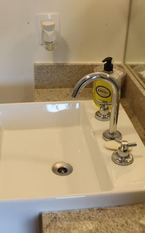Apartamento à venda com 52m², 2 quartos e 1 vaga Apartamento à venda com 52m², 2 quartos e 1 vagaBanheiro