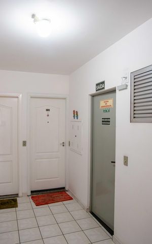 Apartamento à venda com 84m², 2 quartos e 2 vagasHall de entrada