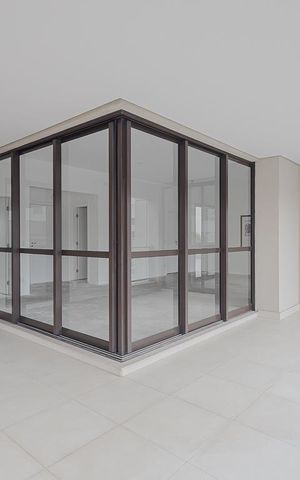 Apartamento à venda com 298m², 4 quartos e 3 vagasVaranda da Sala