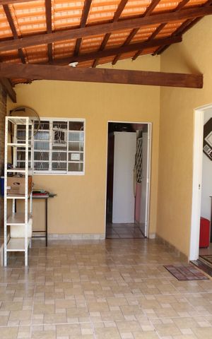 Casa à venda com 200m², 3 quartos e 2 vagasGaragem