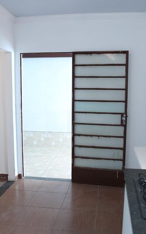 Casa à venda com 200m², 3 quartos e 2 vagasEdicula/Cuzinha