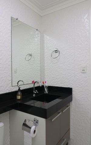 Apartamento à venda com 137m², 2 quartos e 2 vagas Apartamento à venda com 137m², 2 quartos e 2 vagasBanheiro Social