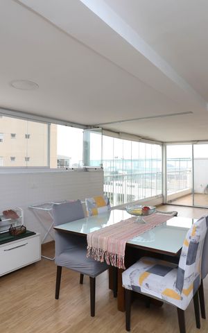 Apartamento à venda com 137m², 2 quartos e 2 vagas Apartamento à venda com 137m², 2 quartos e 2 vagasÁrea gourmet