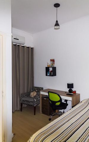 Casa à venda com 180m², 3 quartos e 4 vagas Casa à venda com 180m², 3 quartos e 4 vagasQuarto 2