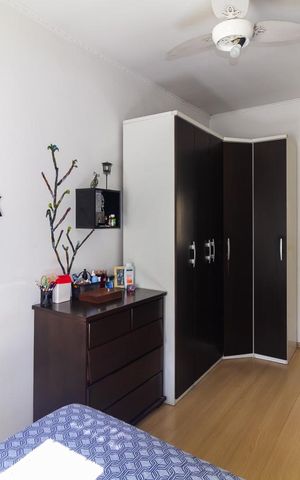 Casa à venda com 180m², 3 quartos e 4 vagas Casa à venda com 180m², 3 quartos e 4 vagasQuarto 1