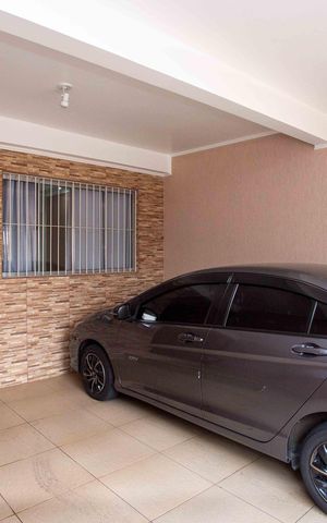 Casa à venda com 215m², 3 quartos e 2 vagasGaragem