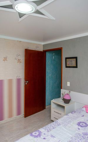 Casa à venda com 215m², 3 quartos e 2 vagasSuíte 1