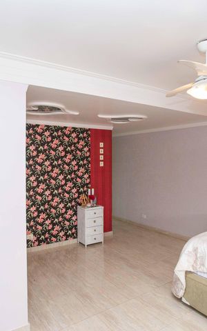 Casa à venda com 215m², 3 quartos e 2 vagasSuíte 2