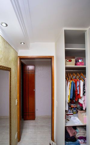Casa à venda com 215m², 3 quartos e 2 vagasCloset da suíte 2