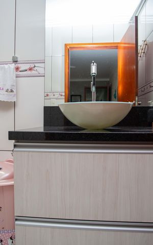 Casa à venda com 215m², 3 quartos e 2 vagasBanheiro da Suíte 1