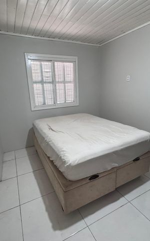 Casa para alugar com 80m², 3 quartos e 2 vagas Casa para alugar com 80m², 3 quartos e 2 vagasQuarto 3