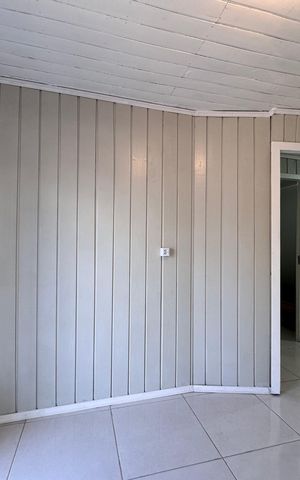 Casa para alugar com 80m², 3 quartos e 2 vagas Casa para alugar com 80m², 3 quartos e 2 vagasSala