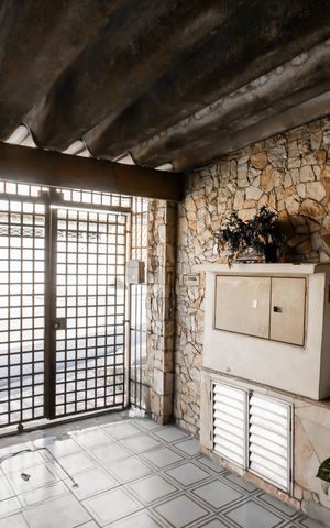 Casa à venda com 400m², 3 quartos e 2 vagas Casa à venda com 400m², 3 quartos e 2 vagasGaragem