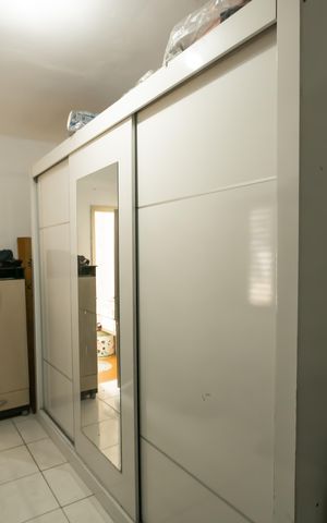 Casa à venda com 400m², 3 quartos e 2 vagas Casa à venda com 400m², 3 quartos e 2 vagasSuíte