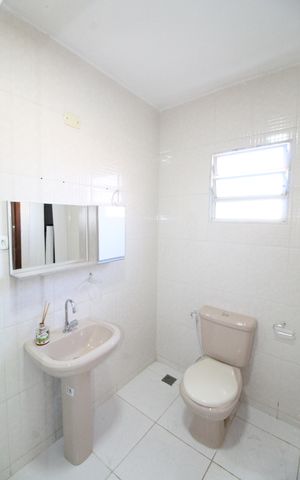 Casa para alugar com 450m², 4 quartos e 4 vagasBanheiro da Suíte 2