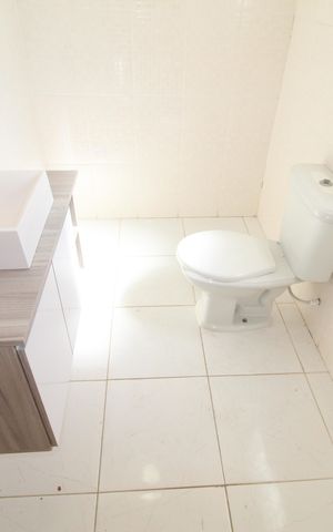Casa para alugar com 450m², 4 quartos e 4 vagasBanheiro 2