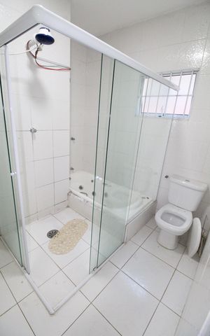 Casa para alugar com 450m², 4 quartos e 4 vagasBanheiro da Suíte 1