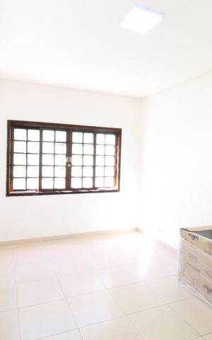 Casa para alugar com 450m², 4 quartos e 4 vagasSala 5