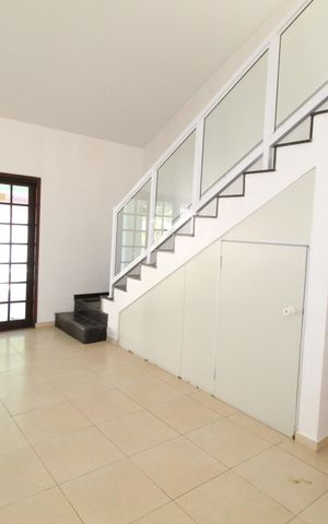 Casa para alugar com 450m², 4 quartos e 4 vagasSala 1