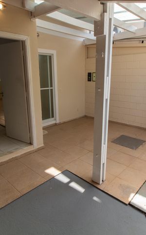Casa de condomínio para alugar com 90m², 3 quartos e 2 vagas Casa de condomínio para alugar com 90m², 3 quartos e 2 vagasÁrea de Serviço
