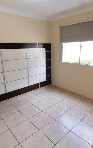 Casa de condomínio para alugar com 90m², 3 quartos e 2 vagas Casa de condomínio para alugar com 90m², 3 quartos e 2 vagasSala