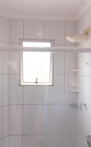 Casa de condomínio para alugar com 90m², 3 quartos e 2 vagas Casa de condomínio para alugar com 90m², 3 quartos e 2 vagasBanheiro da Suíte