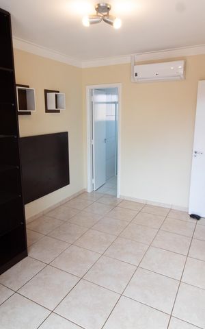 Casa de condomínio para alugar com 90m², 3 quartos e 2 vagas Casa de condomínio para alugar com 90m², 3 quartos e 2 vagasSuíte
