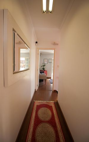 Casa à venda com 179m², 3 quartos e 1 vagaCorredor