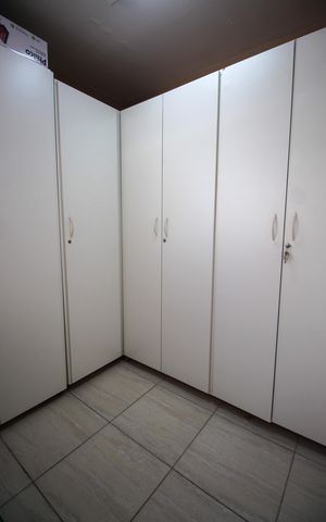 Casa à venda com 179m², 3 quartos e 1 vagaQuarto de Serviço