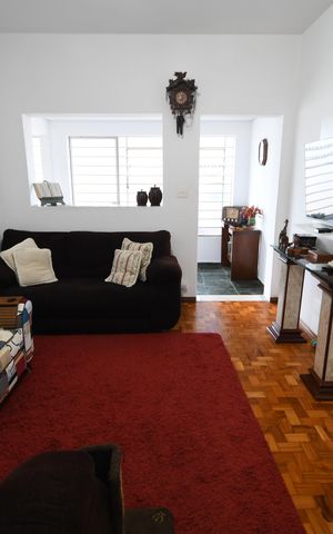 Casa à venda com 255m², 2 quartos e 2 vagasSala