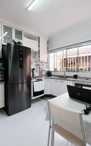Casa à venda com 125m², 3 quartos e 2 vagasCozinha