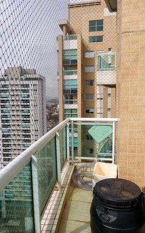 Apartamento à venda com 187m², 3 quartos e 4 vagas Apartamento à venda com 187m², 3 quartos e 4 vagasSacada