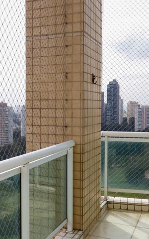 Apartamento à venda com 187m², 3 quartos e 4 vagas Apartamento à venda com 187m², 3 quartos e 4 vagasSacada