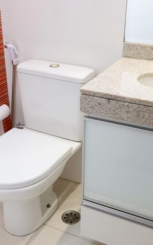 Apartamento à venda com 187m², 3 quartos e 4 vagas Apartamento à venda com 187m², 3 quartos e 4 vagasBanheiro da Suíte 3