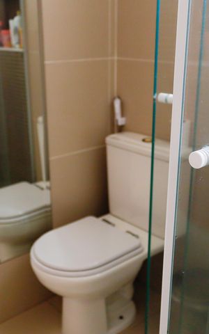 Apartamento à venda com 187m², 3 quartos e 4 vagas Apartamento à venda com 187m², 3 quartos e 4 vagasBanheiro da Suíte 2