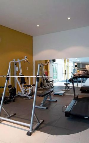 Apartamento à venda com 187m², 3 quartos e 4 vagas Apartamento à venda com 187m², 3 quartos e 4 vagasÁrea comum - Academia