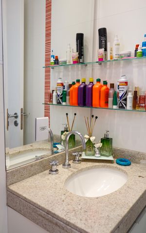 Apartamento à venda com 187m², 3 quartos e 4 vagas Apartamento à venda com 187m², 3 quartos e 4 vagasBanheiro da Suíte 3