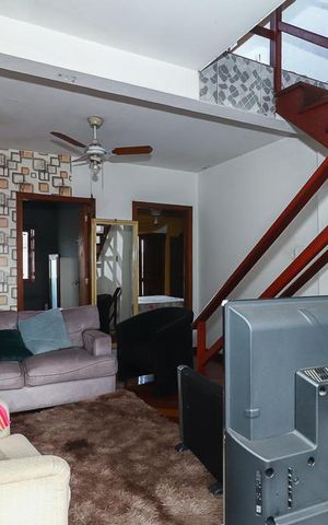 Casa à venda com 140m², 3 quartos e 3 vagasSala 2