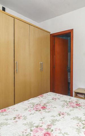 Casa à venda com 140m², 3 quartos e 3 vagasSuíte