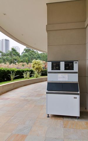 Apartamento à venda com 340m², 4 quartos e 4 vagas Apartamento à venda com 340m², 4 quartos e 4 vagasÁrea comum