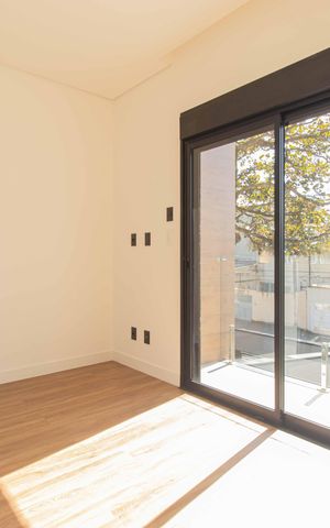 Casa à venda com 192m², 4 quartos e 2 vagas Casa à venda com 192m², 4 quartos e 2 vagasQuarto 2